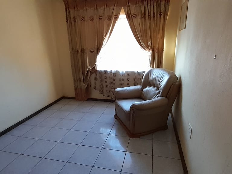 6 Bedroom Property for Sale in Flora Park Northern Cape